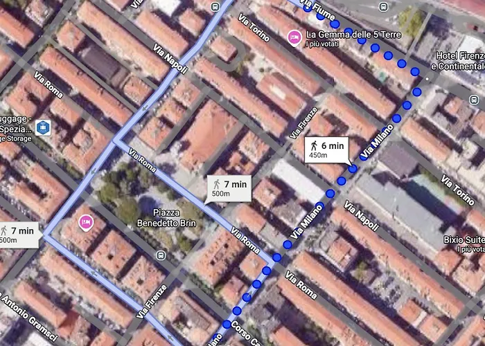 Center Apartment: Modern Rooftop Terrace Near Cinque Terre Station