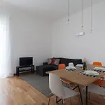 Cv5 - Center - Wide Modern Walking Distance To The Station To Cinque Terre And 5 Mins Walk To The Center - Big Terrace On The Roofs * 斯培西亚