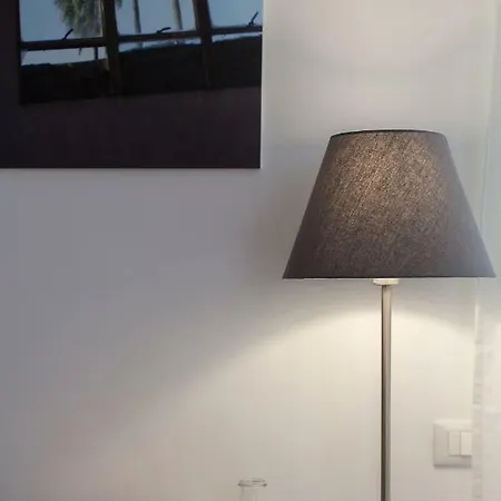 Center Apartment: Modern Rooftop Terrace Near Cinque Terre Station
